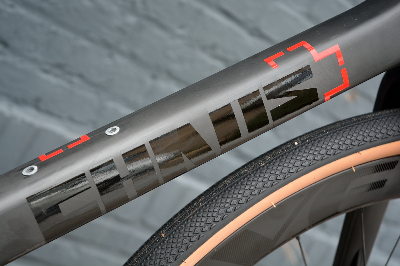 CHAOS Gravel Carbon Disc GRX