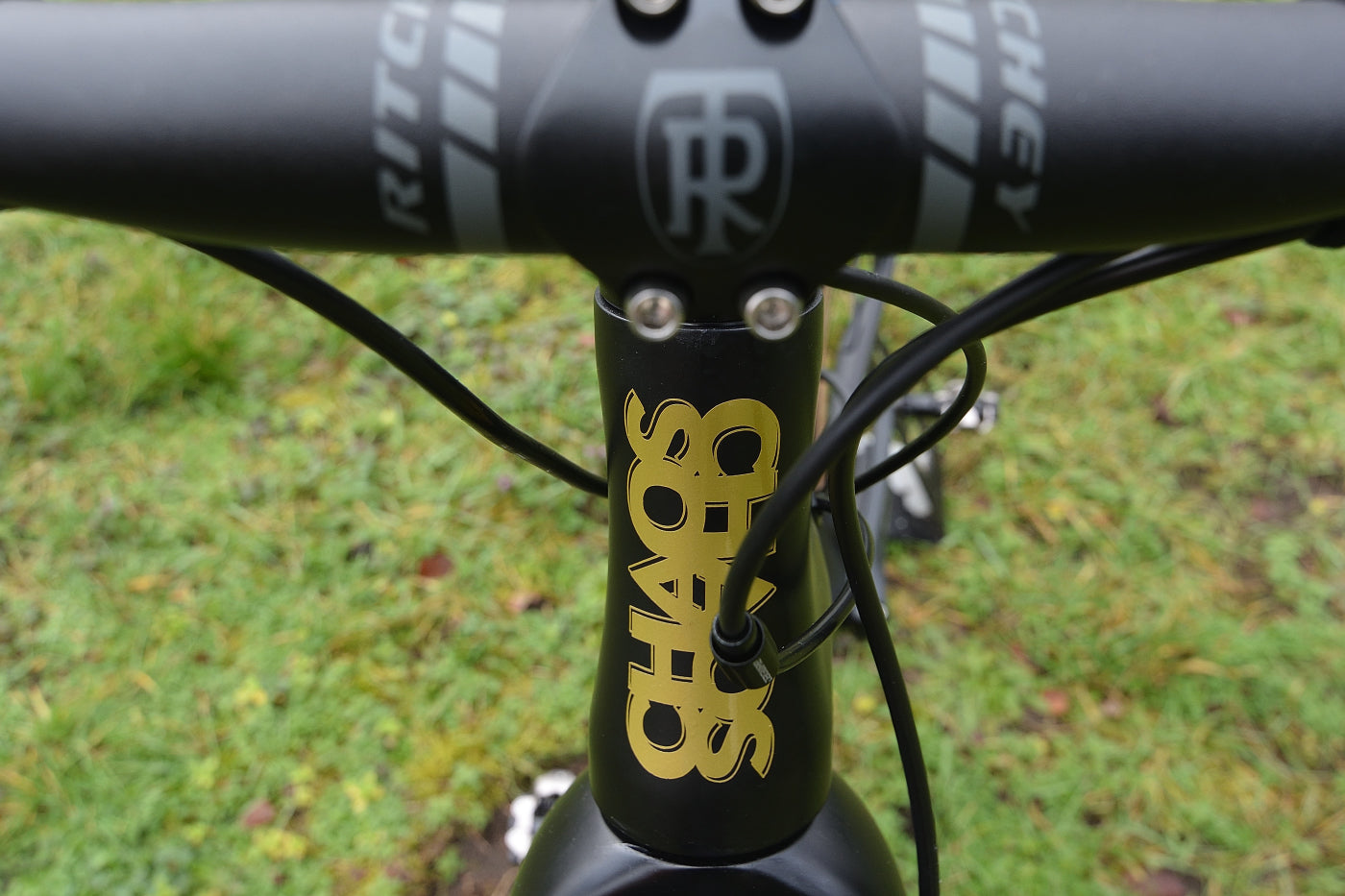 CHAOS Gravel Carbon 105 Disc