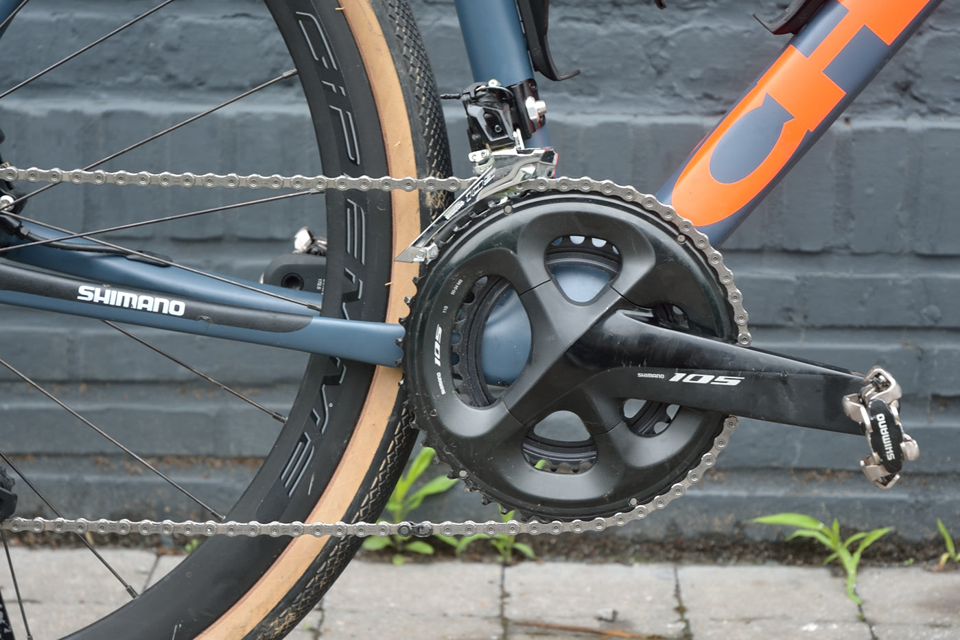 CHAOS Gravel Carbon 105 Disc